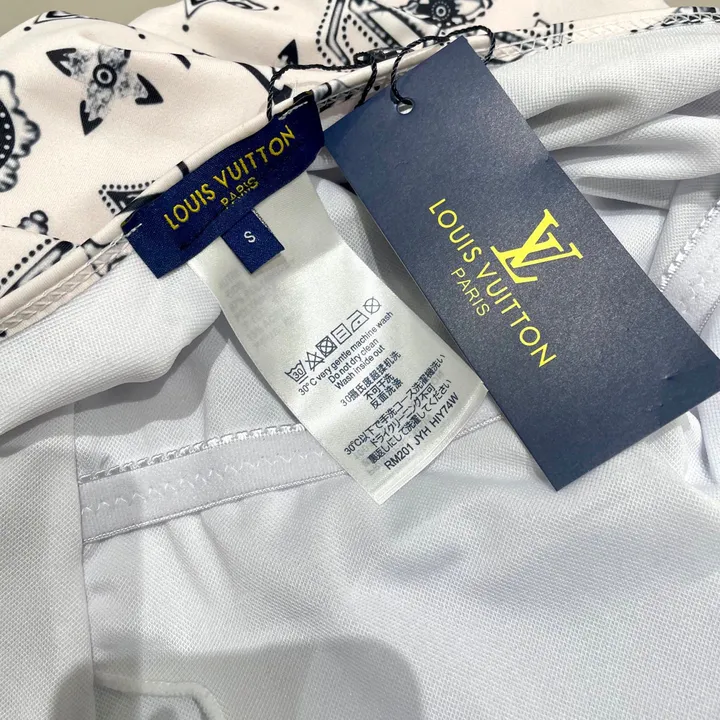 スーパーコピー ルイヴィトン 水着