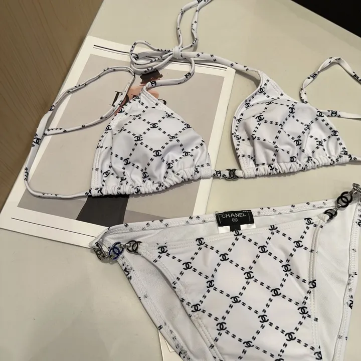 スーパーコピー シャネル 水着