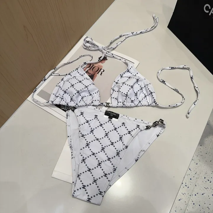 スーパーコピー シャネル 水着