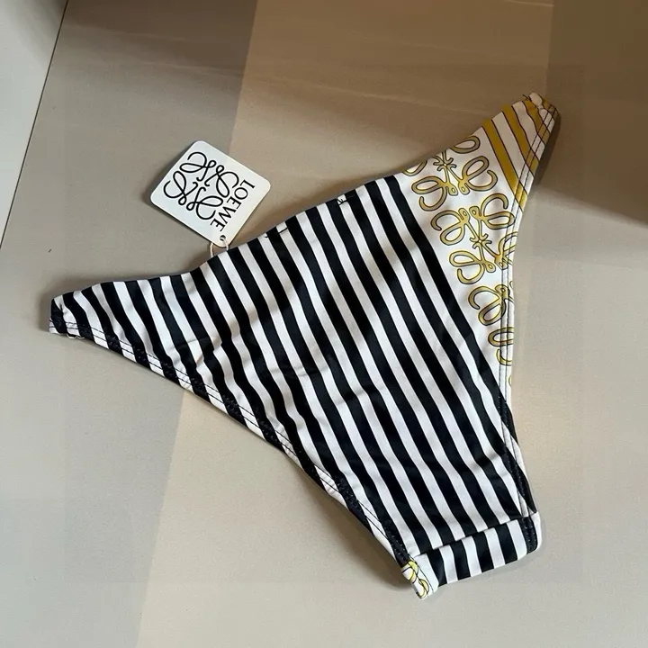 スーパーコピー ロエベ 水着