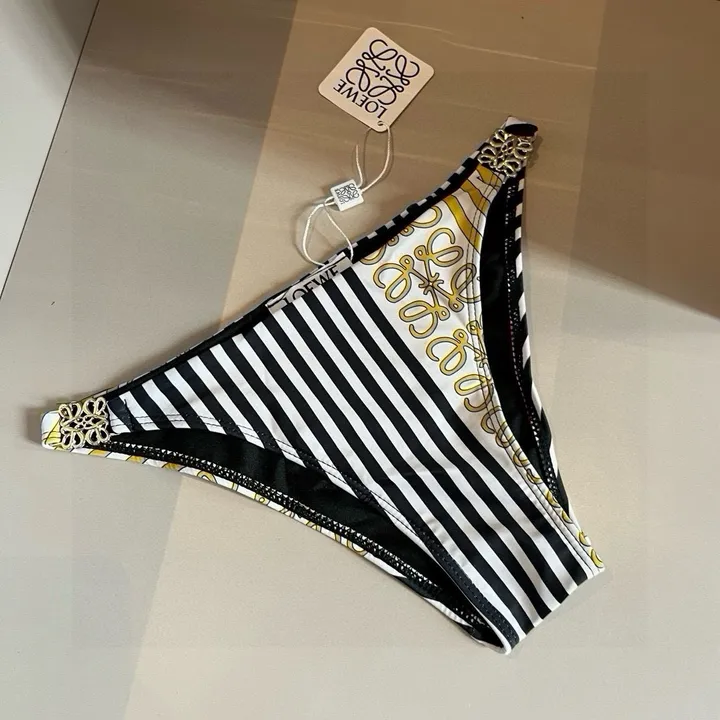 スーパーコピー ロエベ 水着