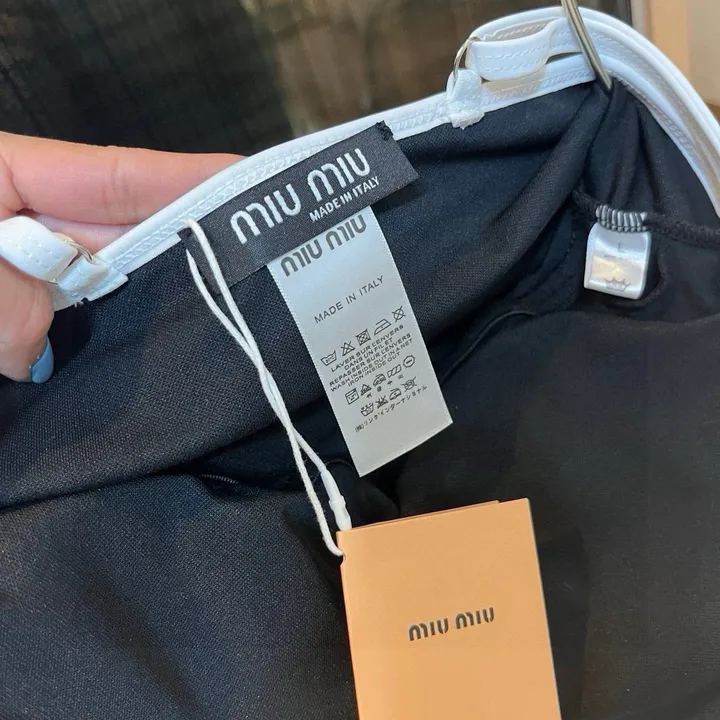 スーパーコピー ミュウミュウ 水着