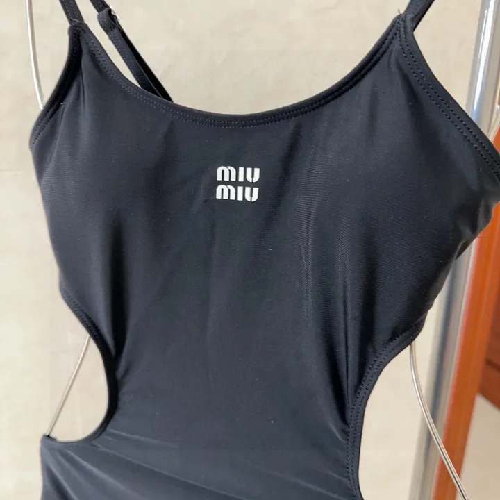 スーパーコピー 川久保玲 水着