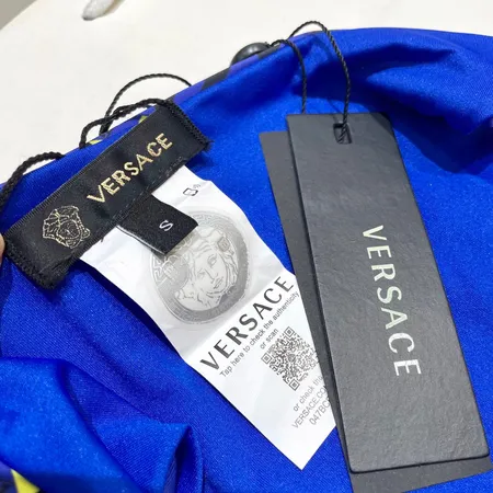 スーパーコピー ヴェルサーチ 水着