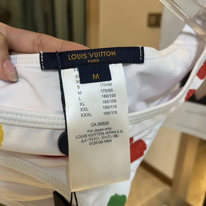 スーパーコピー シャネル 水着