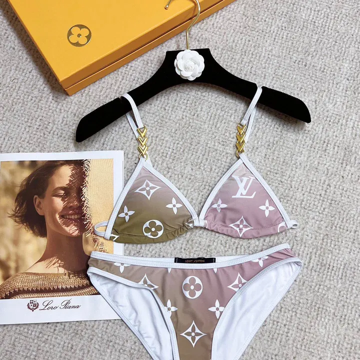 スーパーコピー シャネル 水着