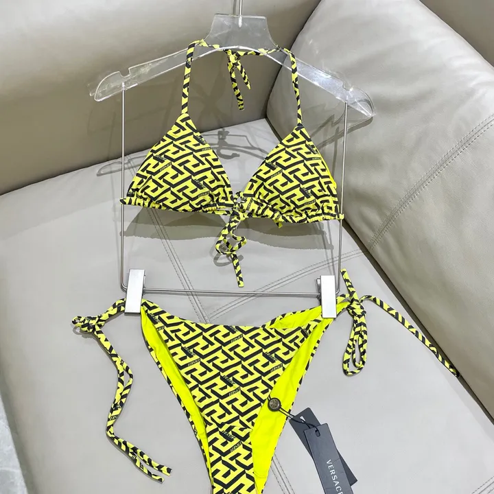 スーパーコピー シュプリーム 水着