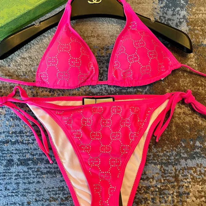 スーパーコピー グッチ 水着