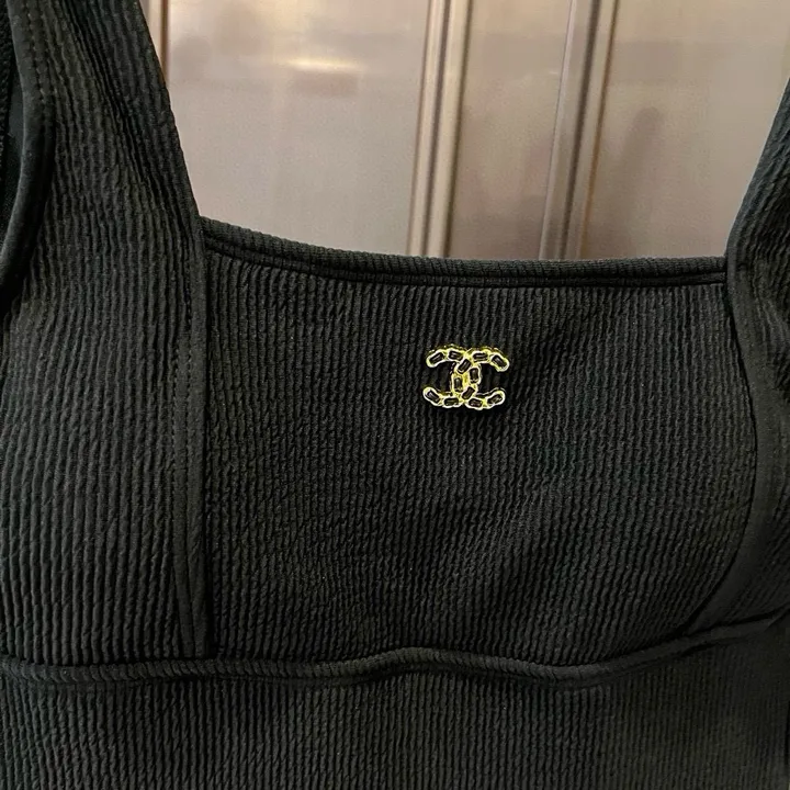 スーパーコピー シャネル 水着