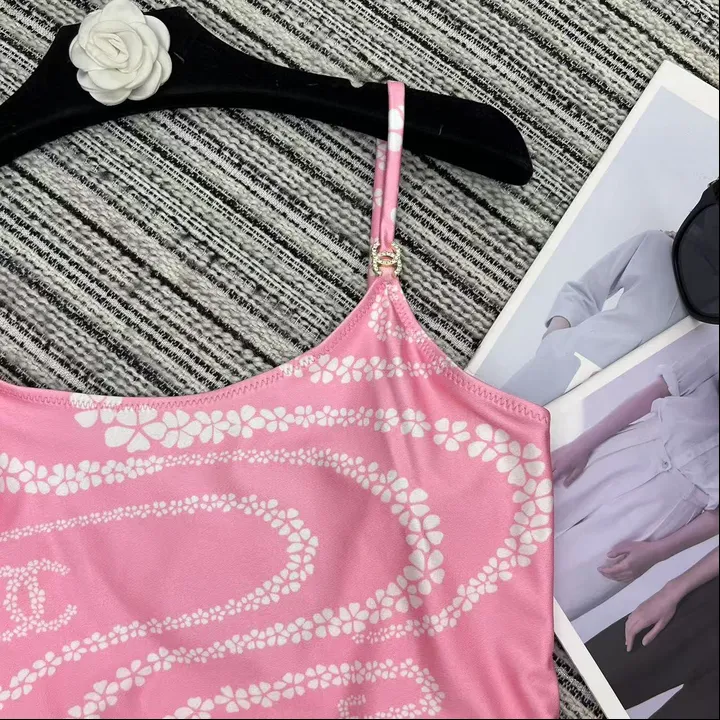 スーパーコピー シャネル 水着