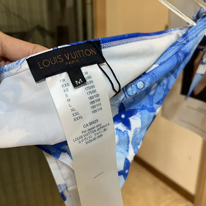 スーパーコピー シャネル 水着