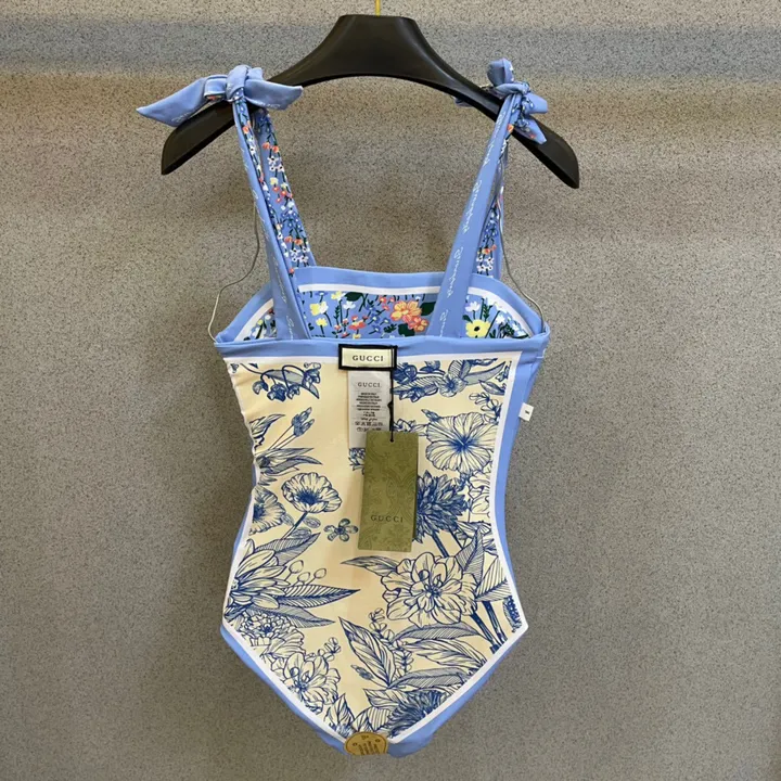 スーパーコピー グッチ 水着