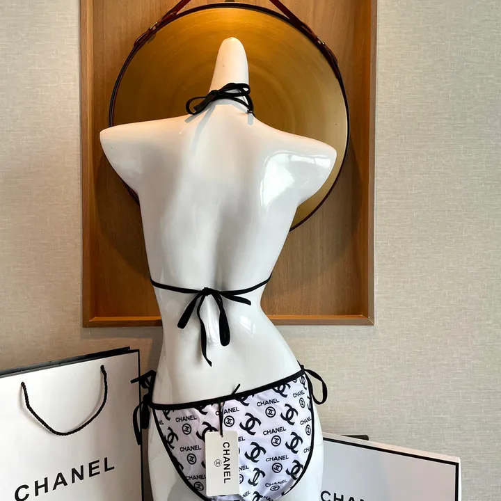 スーパーコピー シャネル 水着