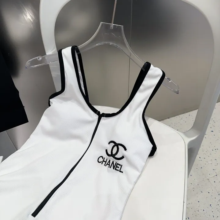 スーパーコピー シャネル 水着