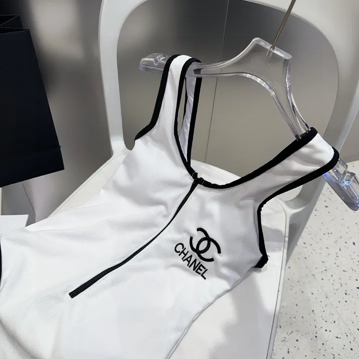 スーパーコピー シャネル 水着