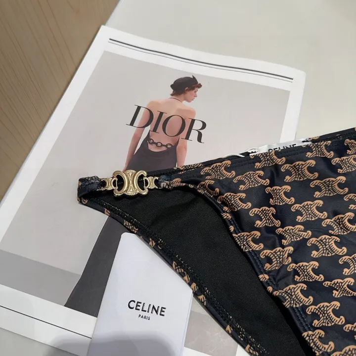 スーパーコピー セリーヌ 水着