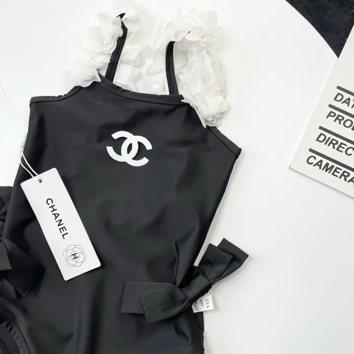 スーパーコピー シャネル 水着