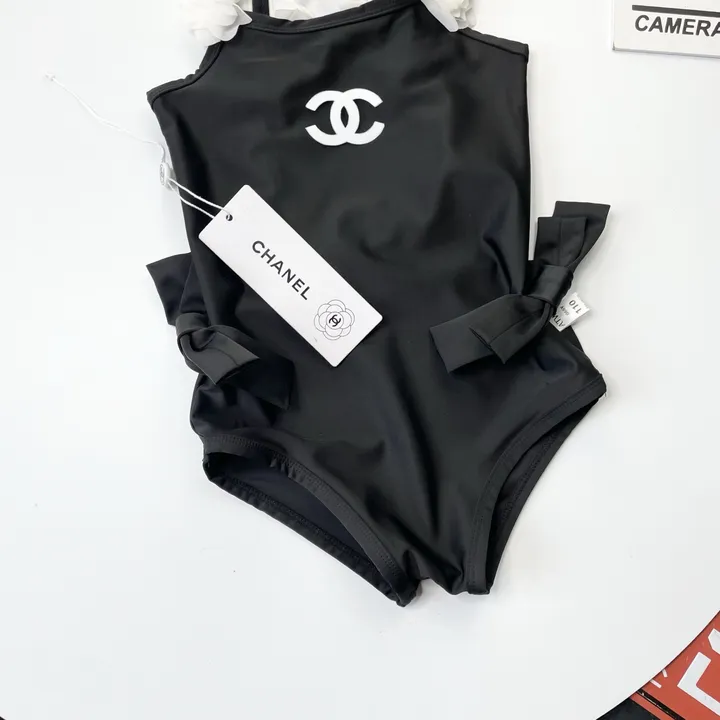 スーパーコピー シャネル 水着