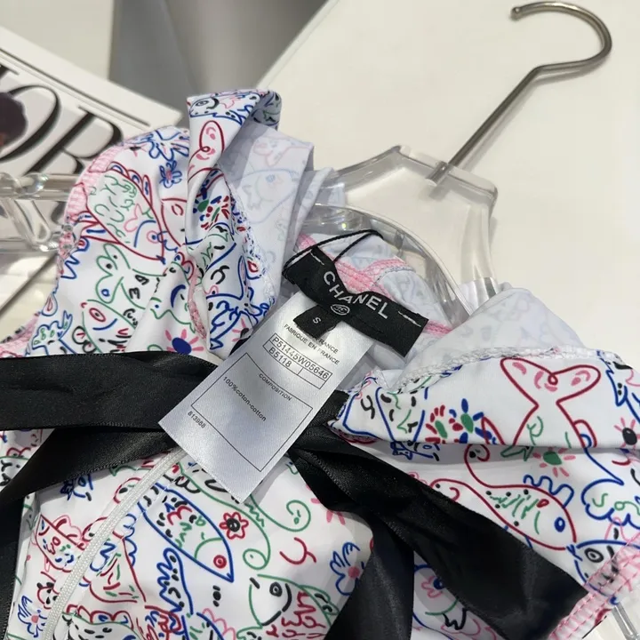 スーパーコピー シャネル 水着