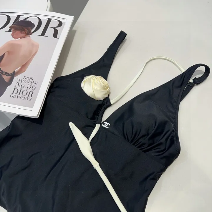 スーパーコピー シャネル 水着