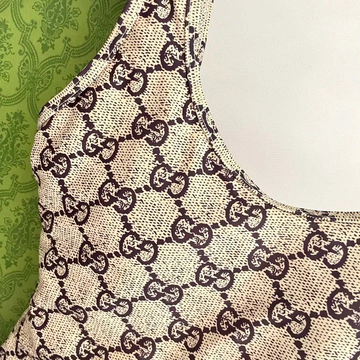 スーパーコピー グッチ 水着