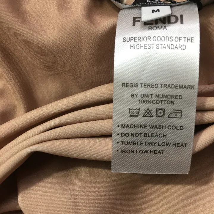 スーパーコピー フェンディ 水着