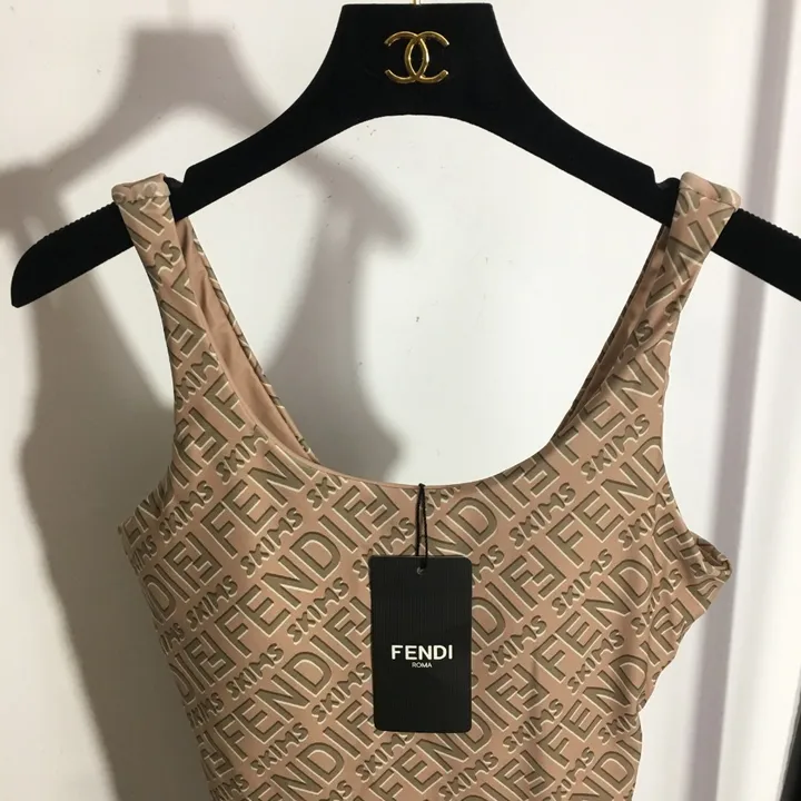スーパーコピー フェンディ 水着