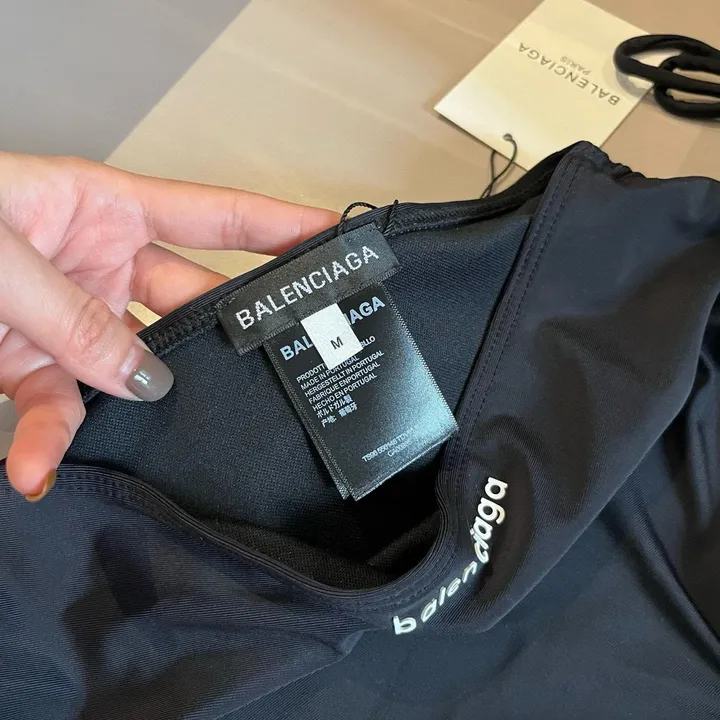 スーパーコピー セリーヌ 水着