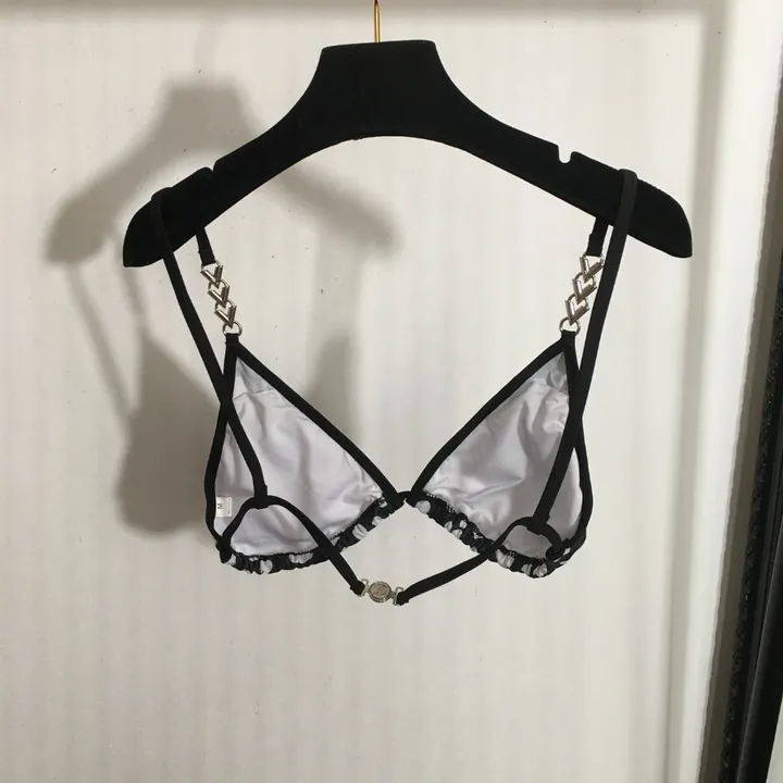 スーパーコピー シャネル 水着