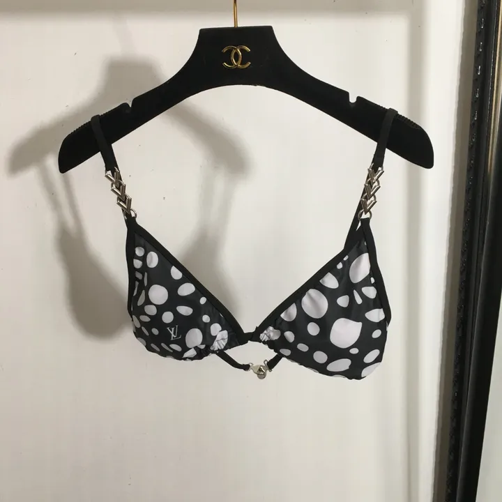 スーパーコピー シャネル 水着