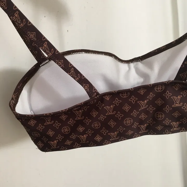 スーパーコピー シャネル 水着