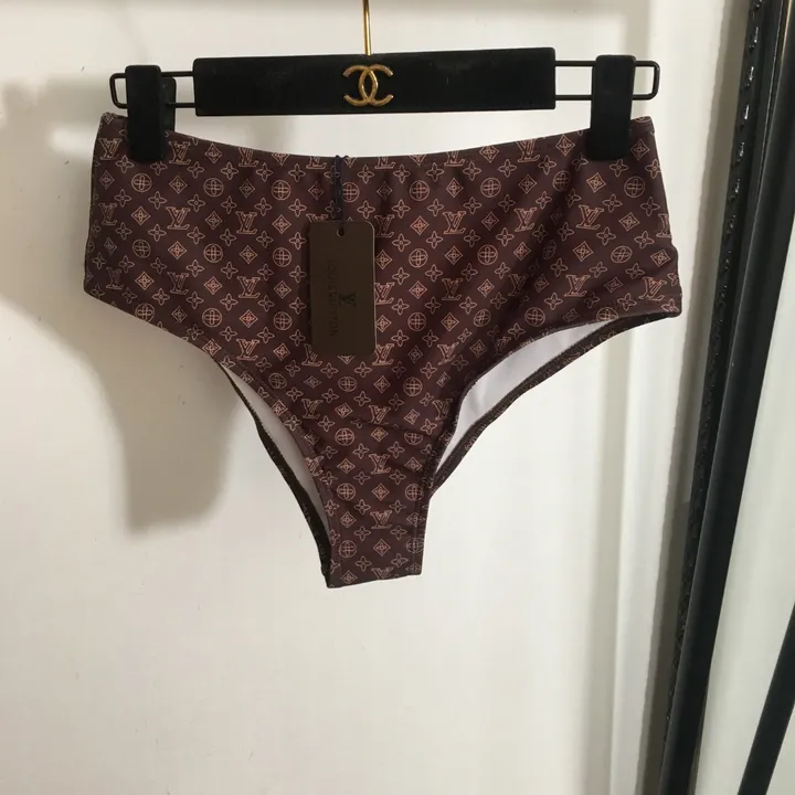 スーパーコピー シャネル 水着