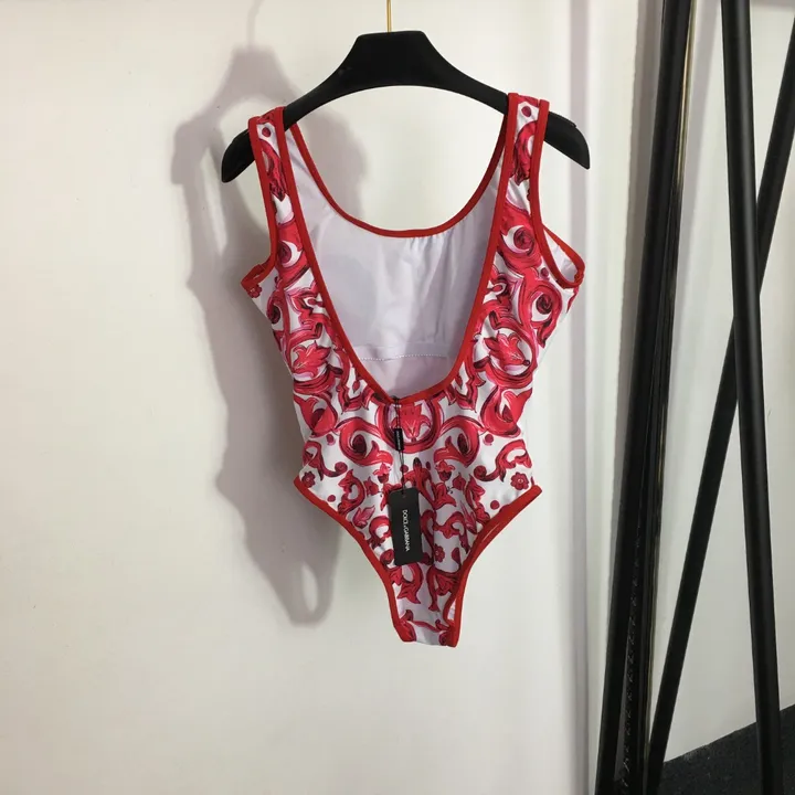スーパーコピー ドルチェ＆ガッバーナ 水着