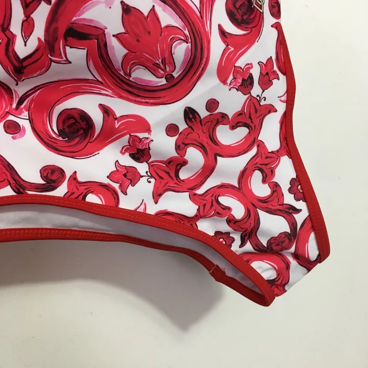 スーパーコピー ドルチェ＆ガッバーナ 水着