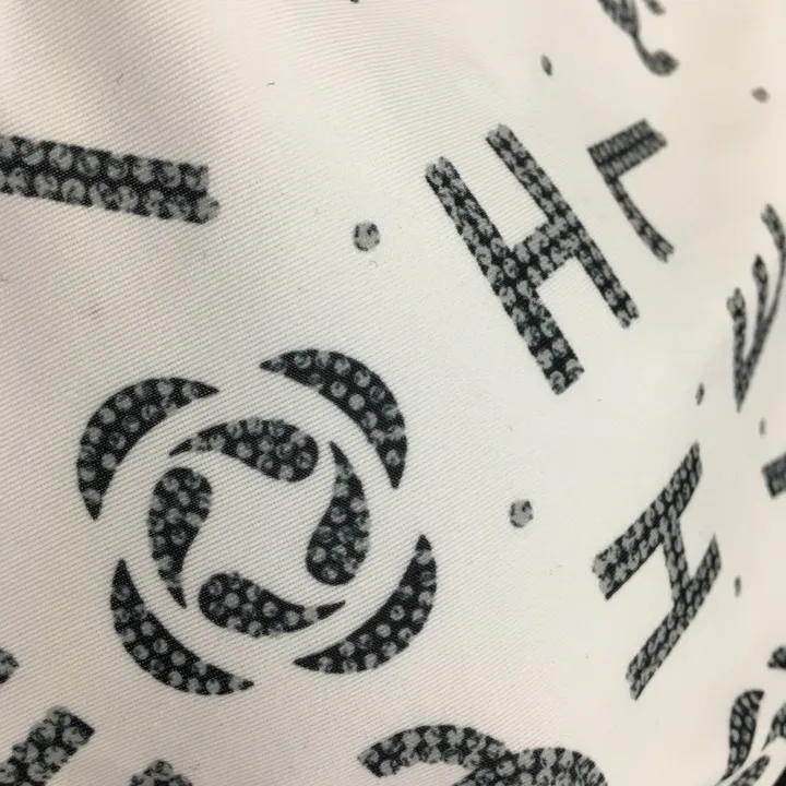 スーパーコピー シャネル 水着