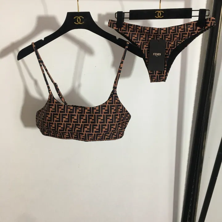 スーパーコピー フェンディ 水着