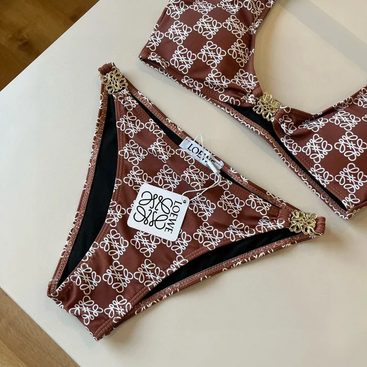 スーパーコピー ロエベ 水着