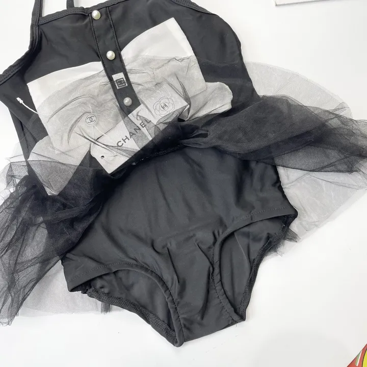 スーパーコピー シャネル 水着