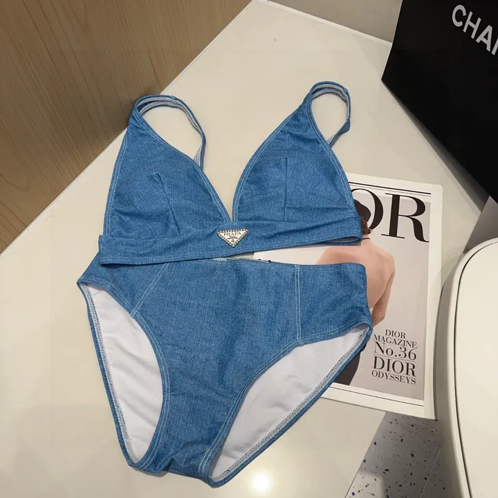 スーパーコピー バレンシアガ 水着