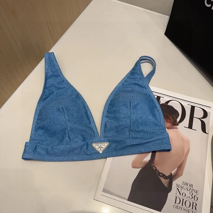 スーパーコピー バレンシアガ 水着