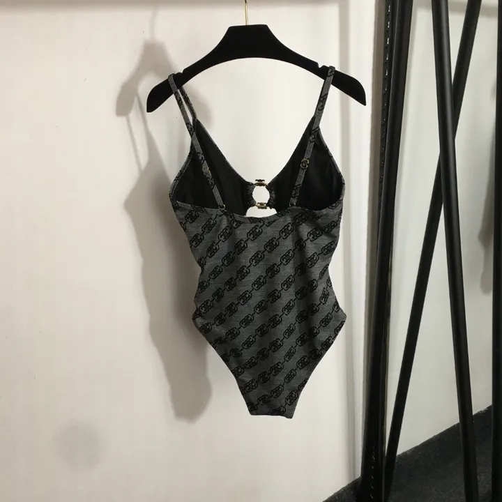 スーパーコピー ロエベ 水着