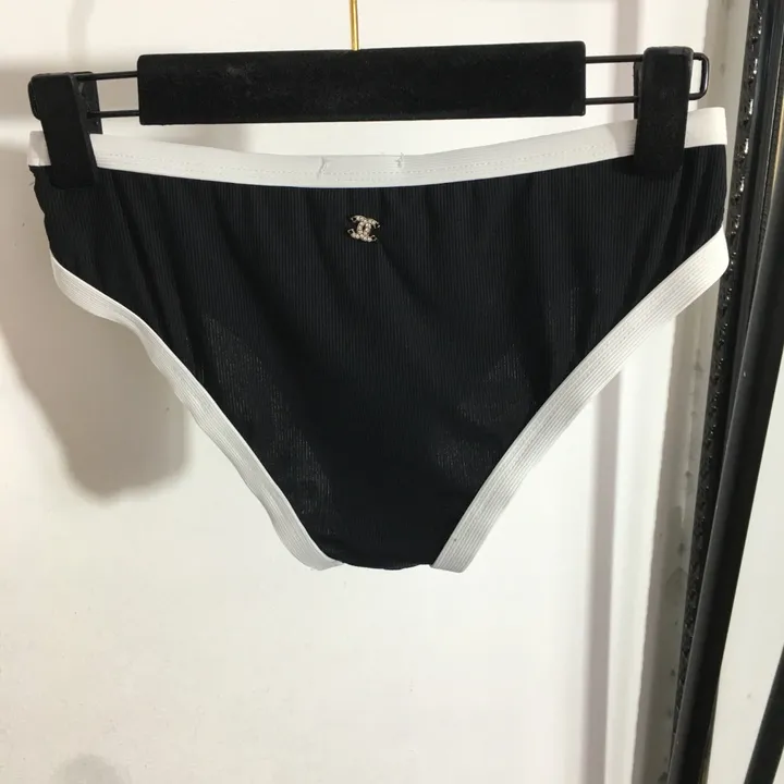 スーパーコピー シャネル 水着