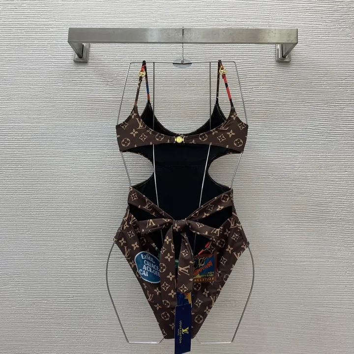 スーパーコピー ルイヴィトン 水着