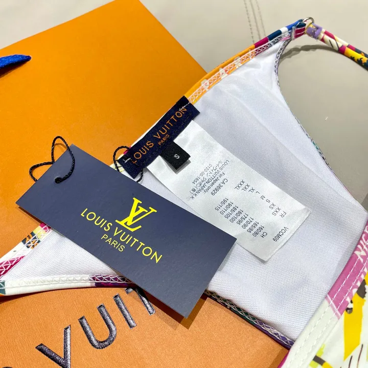 スーパーコピー ルイヴィトン 水着