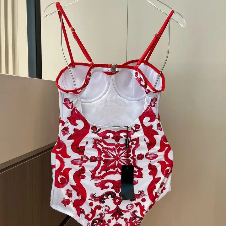 スーパーコピー ドルチェ＆ガッバーナ 水着