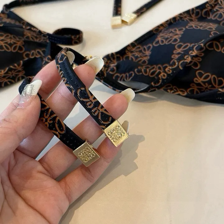 スーパーコピー ロエベ 水着