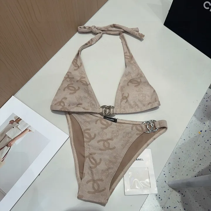 スーパーコピー シャネル 水着