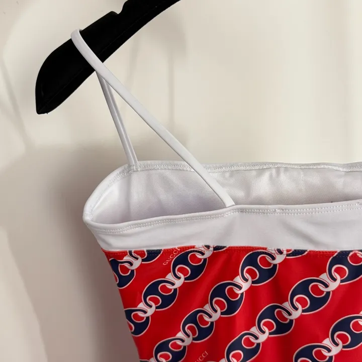 スーパーコピー グッチ 水着