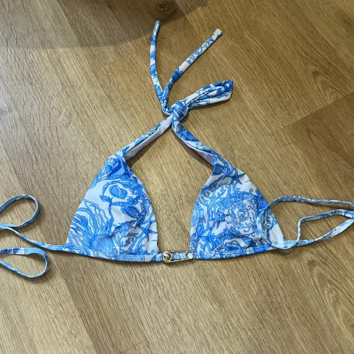 スーパーコピー シュプリーム 水着