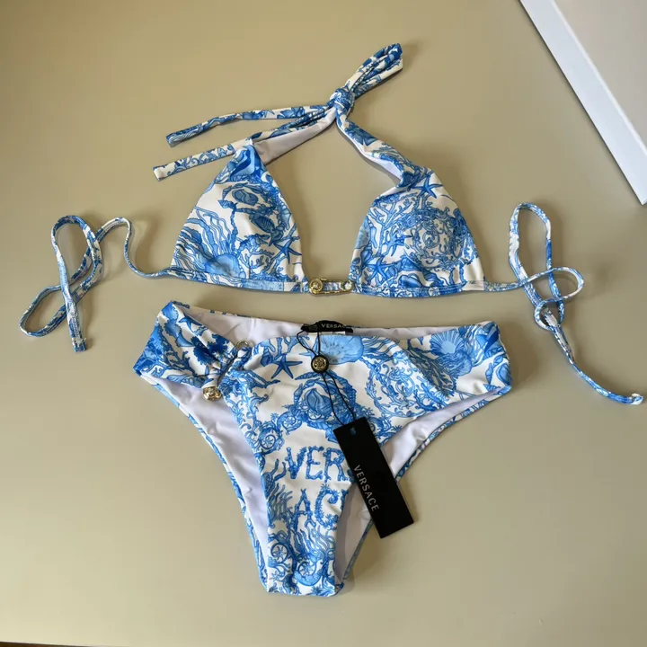 スーパーコピー シュプリーム 水着